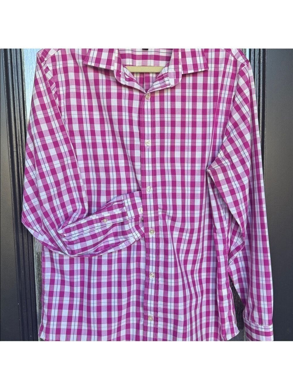 Banana Republic Men's Magenta Checkered Shirt - Picture 4 of 6